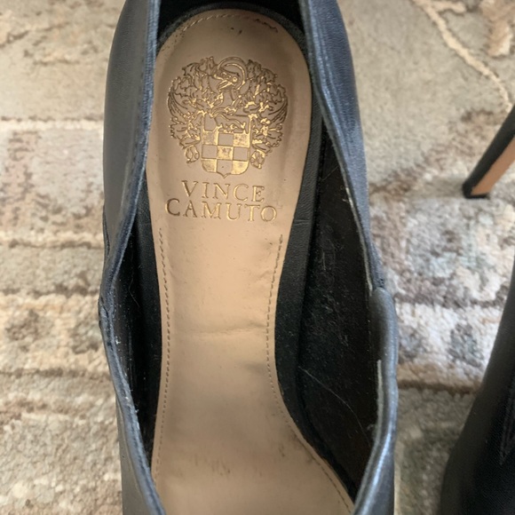 Vince Camuto black heels - Picture 3 of 7